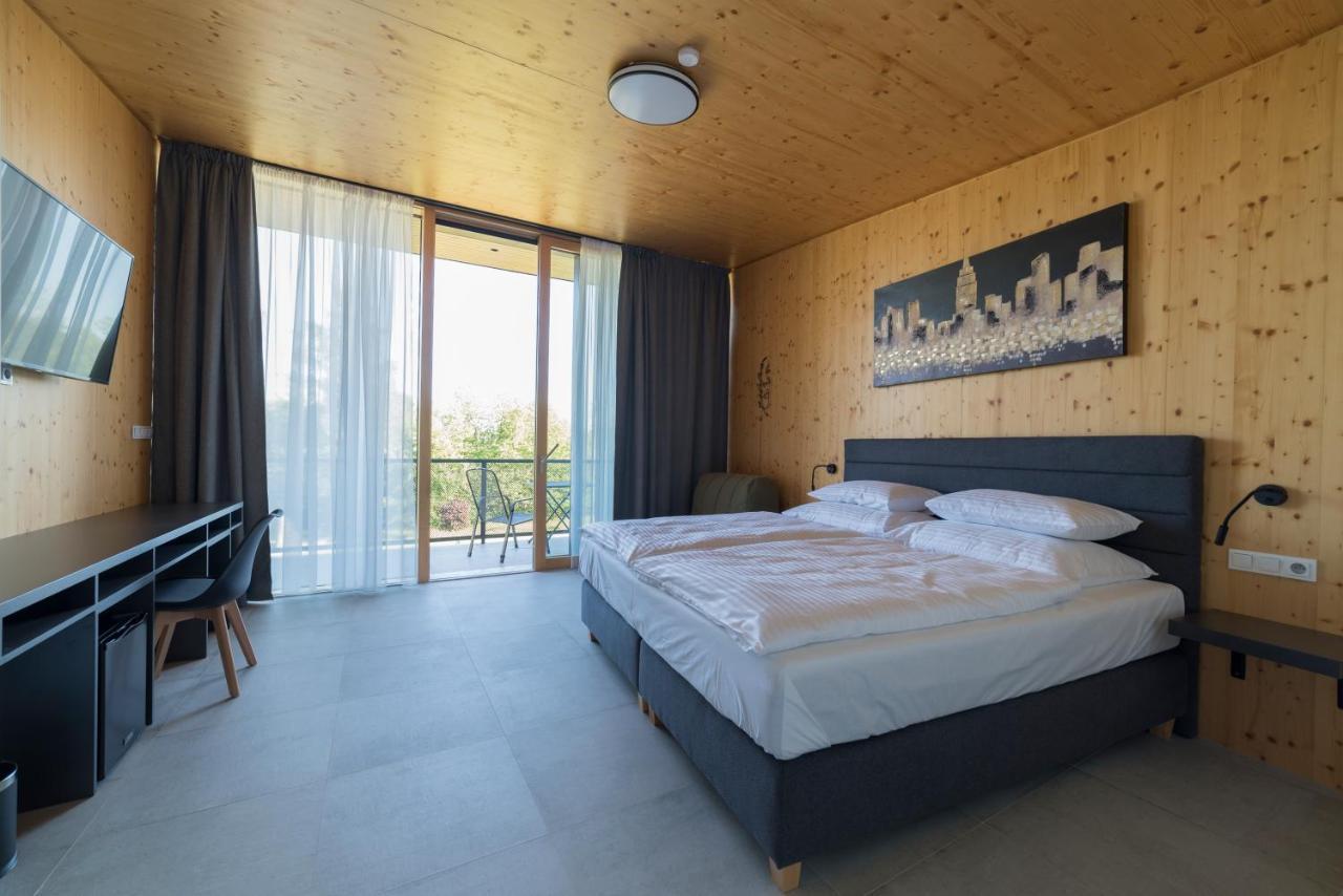Depandance Hotelu Vitkova Hora Karlovy Vary Kültér fotó
